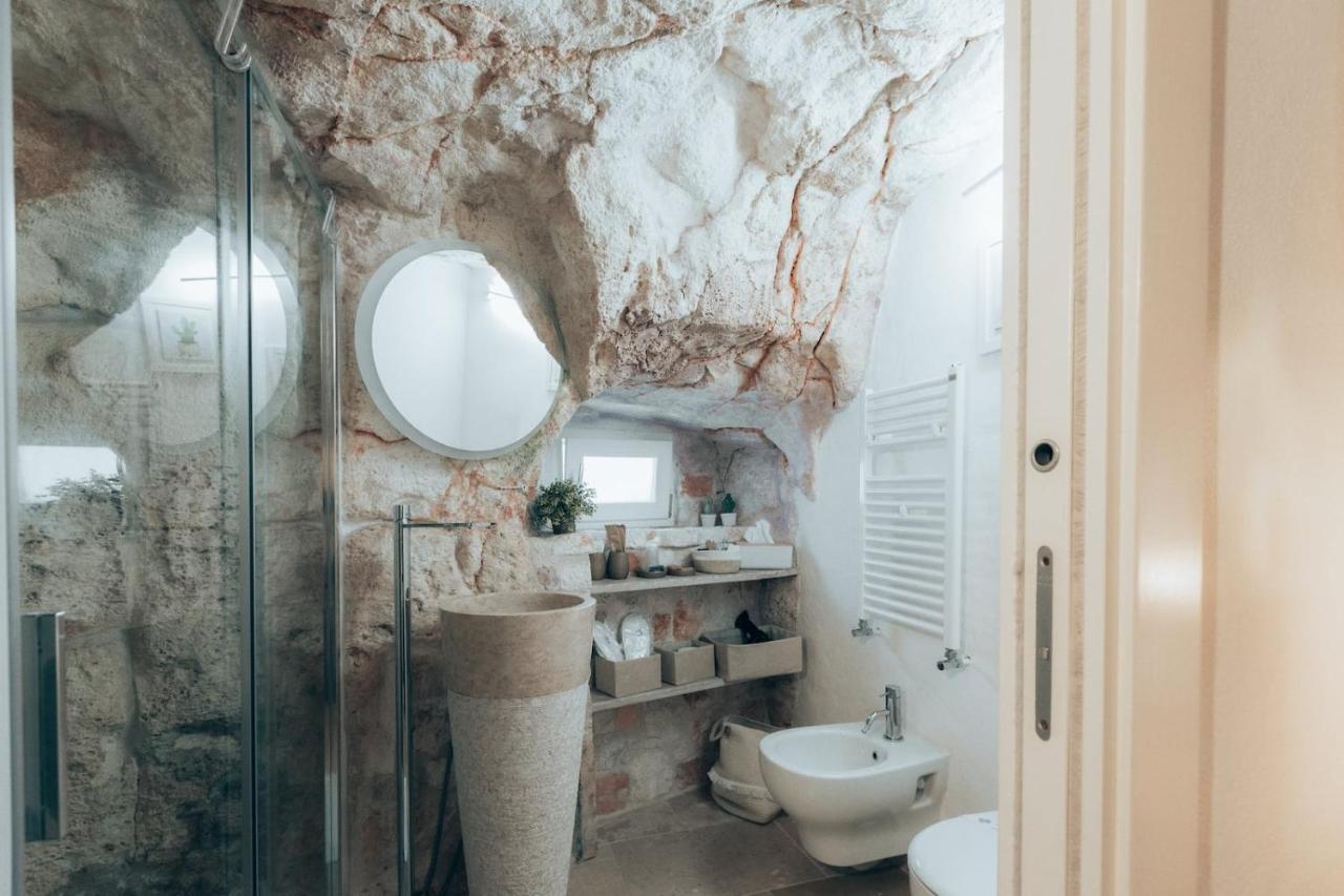 Bed and Breakfast Grotta Carlotta Ostuni Exterior foto